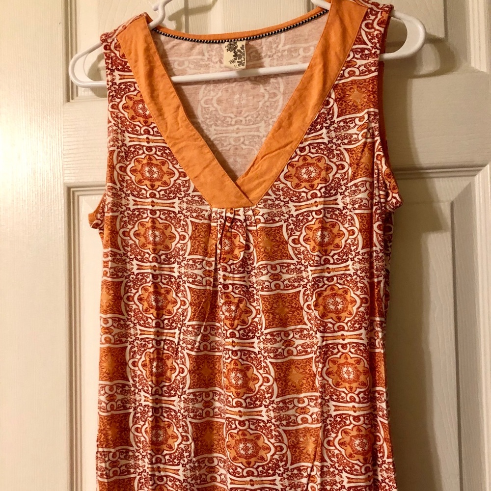 EUC! Aventura Tank Top— Medium